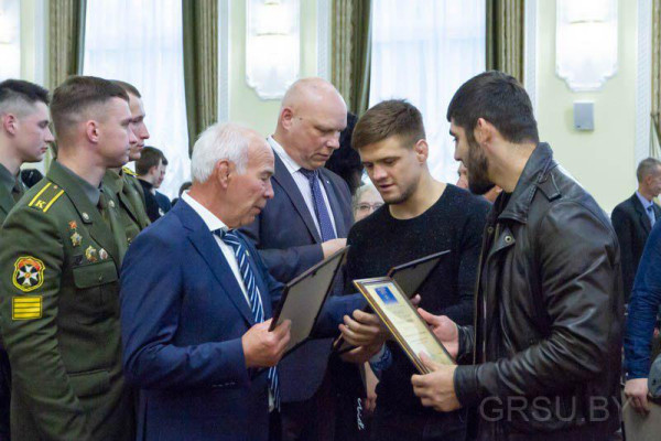 photo_2019-05-17_19-44-04