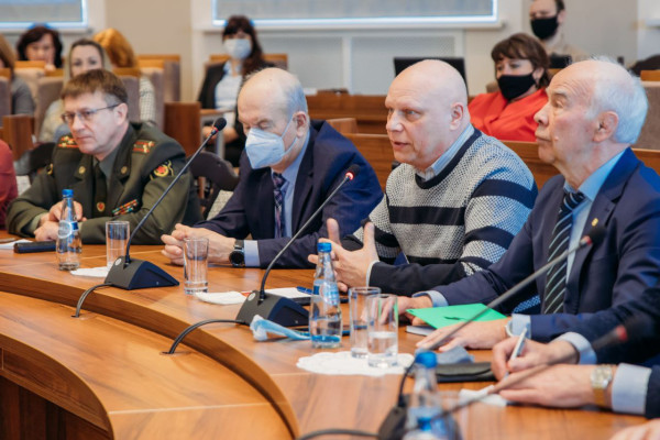 IMG_20210403_150216_359