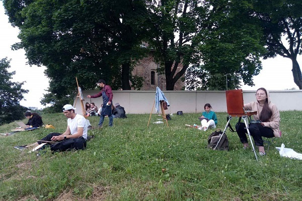 IMG-cfb9e3211b29a813ccaeba870d0cb30d-V