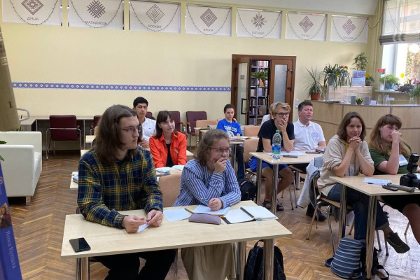 photo_5380030396550467238_y