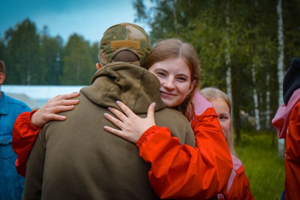 photo_5398048656235547353_y