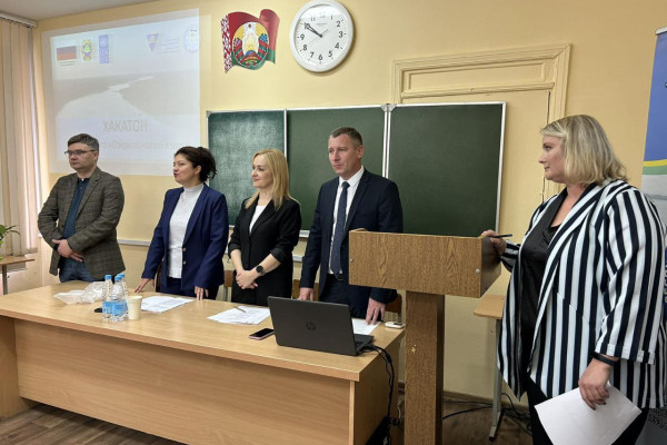 photo_5300934596654910806_y