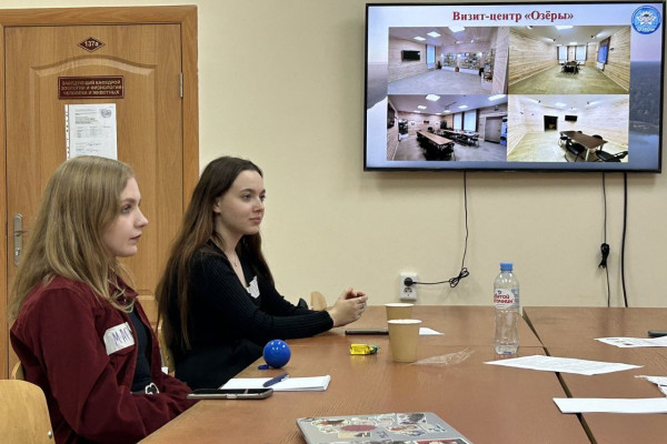 photo_5301098943578493675_y