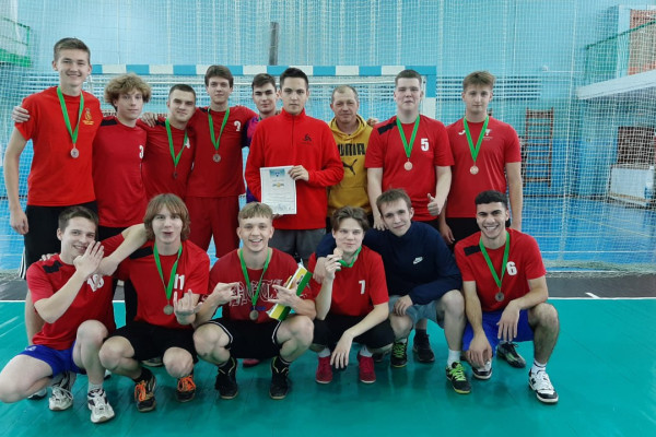 photo_5296766983729172844_y