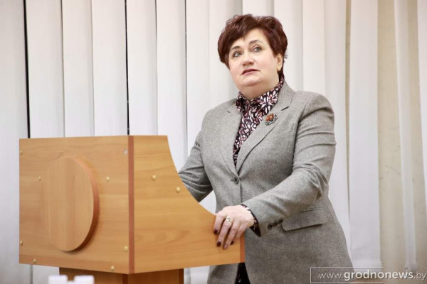 photo_5301162539159246883_y