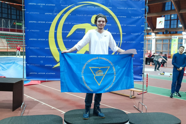 photo_5316753485192092101_w