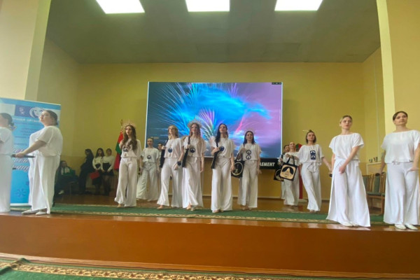 photo_5386688454852728532_y