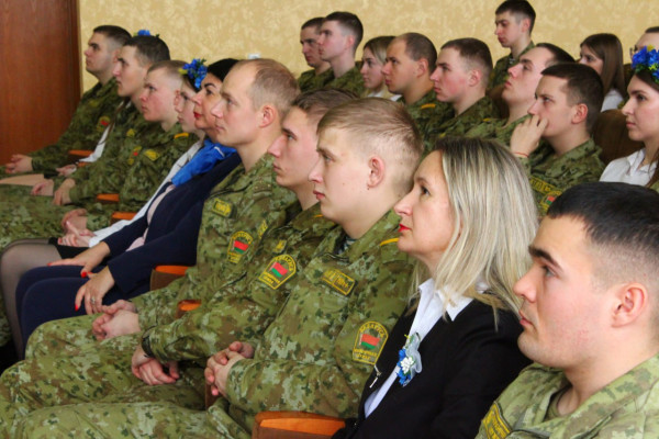 photo_5386688454852728567_y