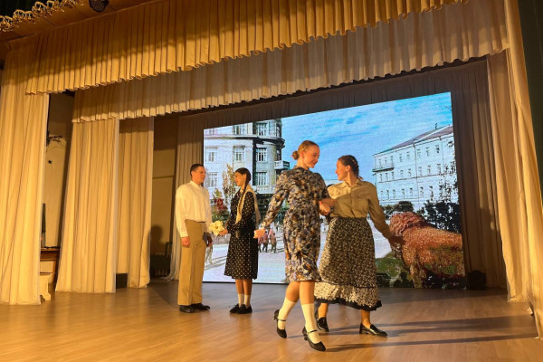 photo_5262985833290520510_y