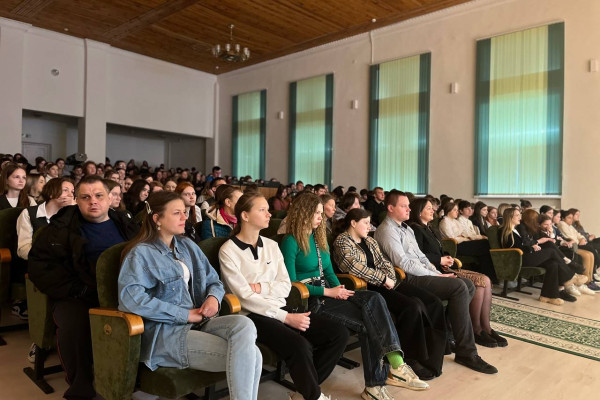 photo_5262985833290520511_y