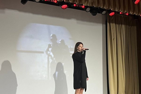 photo_5274006732256958828_w