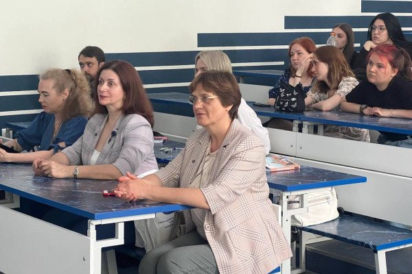 IMG-f7a4994f3f37f29e2c60bd7b485a7435-V