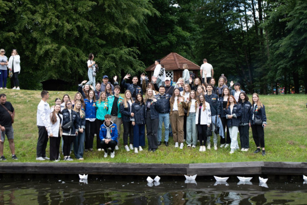 photo_5420368810998881204_y