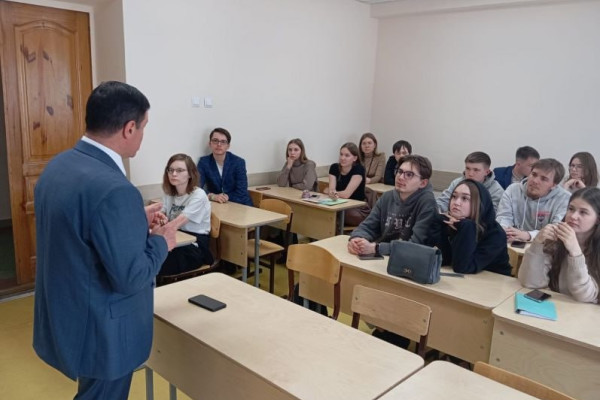 photo_5449784762836311220_x