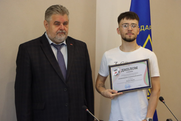 photo_5195130074477751892_y