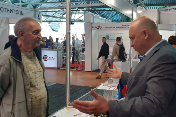 photo_5456598419213770784_y