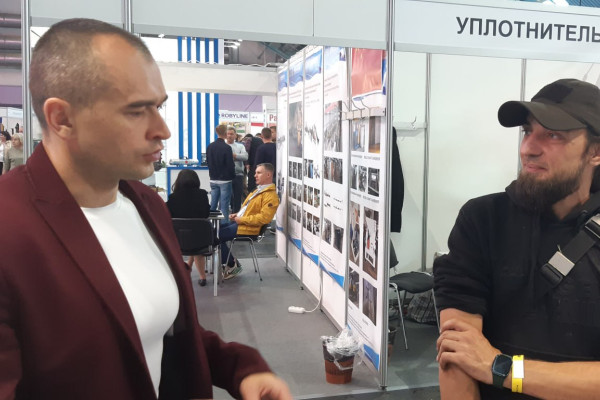 photo_5456598419213770787_y