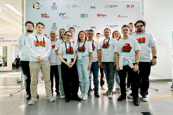 photo_5463208665940091258_y