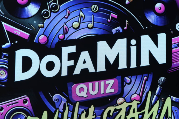 photo_5467802429815907213_y