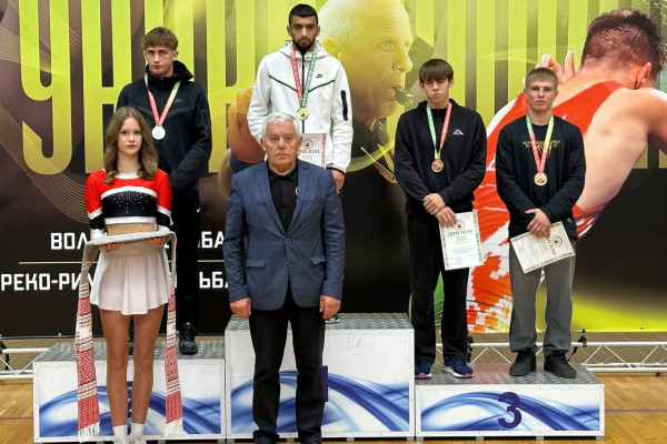 photo_5208964585044960610_y