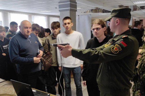 photo_5213050185570183066_y