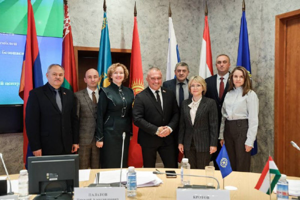 photo_5257986212185105907_x