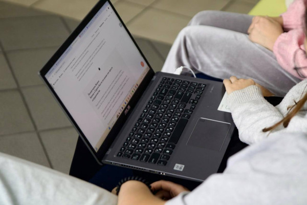 photo_5269406027713996186_y