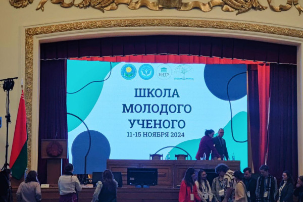 photo_5303336088963768007_y