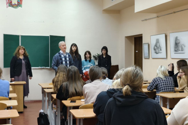 photo_5314413621368971331_y