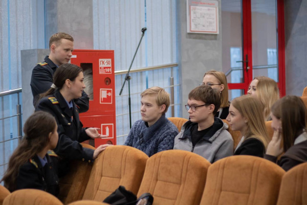 photo_5384337471359279323_y