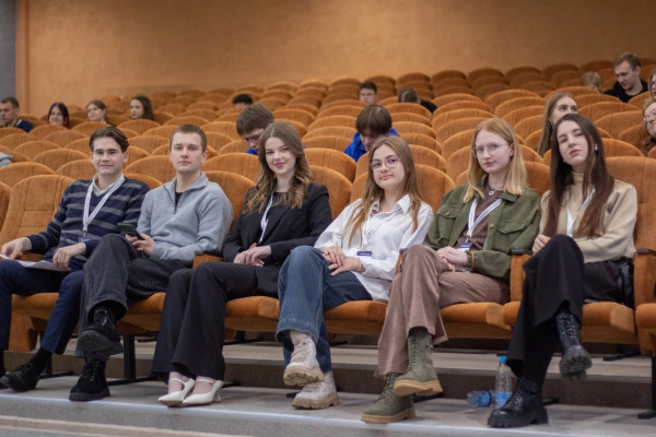 photo_5384337471359279330_y