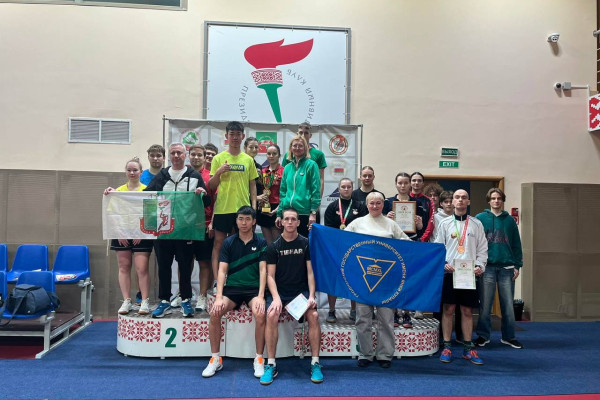 photo_5418073391497342530_y