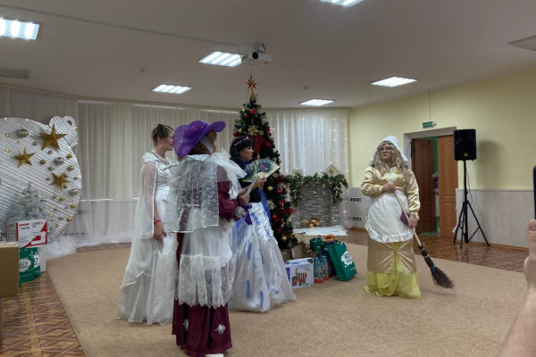 photo_5438643080799577207_y