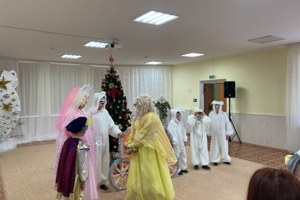 photo_5438643080799577210_y