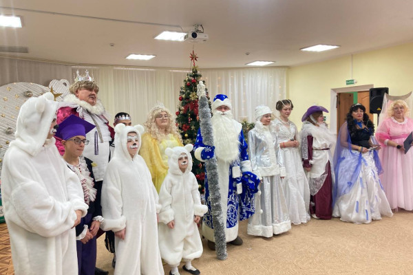 photo_5438643080799577226_y