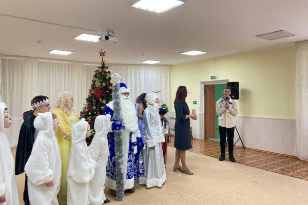 photo_5438643080799577227_y