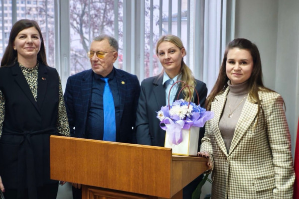 photo_5447313172366223750_y