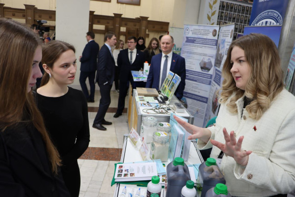 photo_5228679489955949406_y