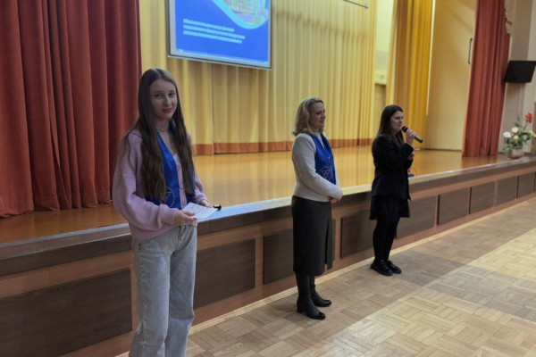 photo_5231439113817811095_y