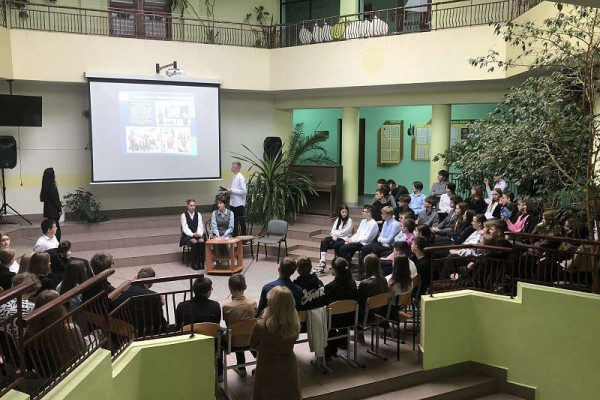 photo_5242196482180900842_x