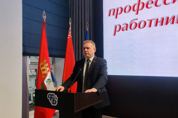 photo_5249352709444856292_y