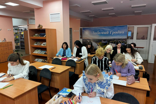 photo_5253856309072226238_y