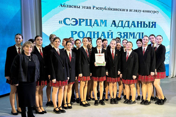 photo_5282925652753901100_y