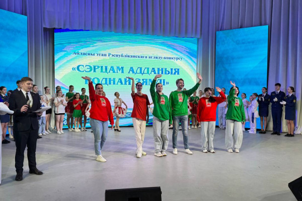 photo_5282925652753901101_y