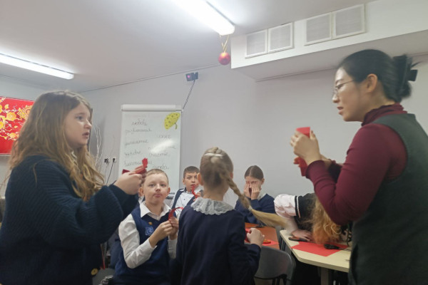 photo_5287512368588392161_y