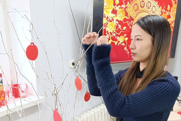 photo_5287512368588392163_y