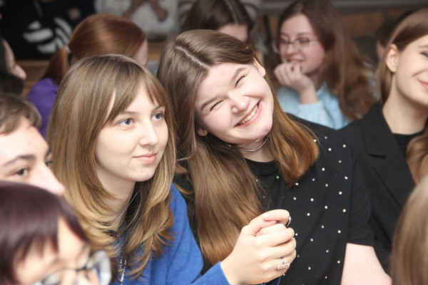 photo_5312448562161905203_y