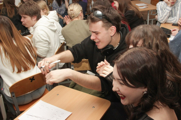 photo_5312448562161905206_y