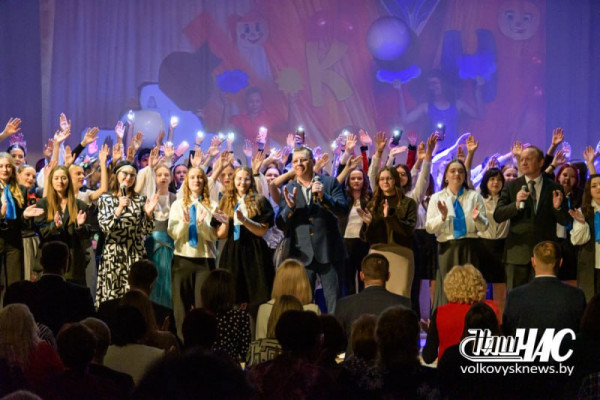 photo_5314292099564303752_x