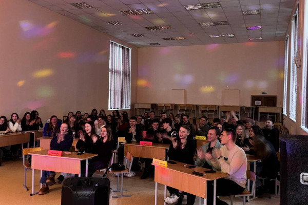 photo_5332559338503531283_y